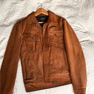 A.P.C. Men's Tan Suede Trucker Jacket - calf leather